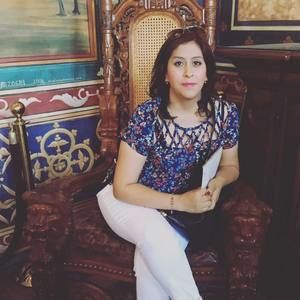 Meet your Posher, Lupita